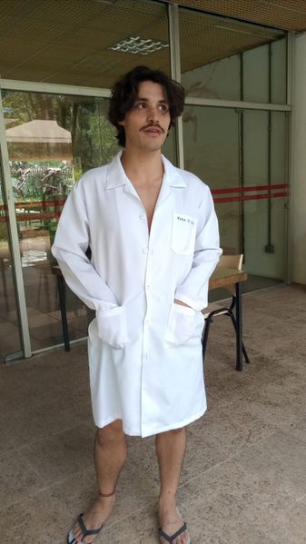 Arquivo:GulosoDeJaleco.jpg