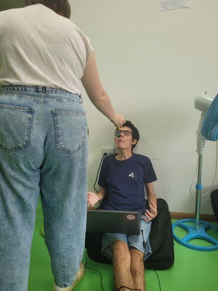 Arquivo:Pedro hmmmmm.jpg